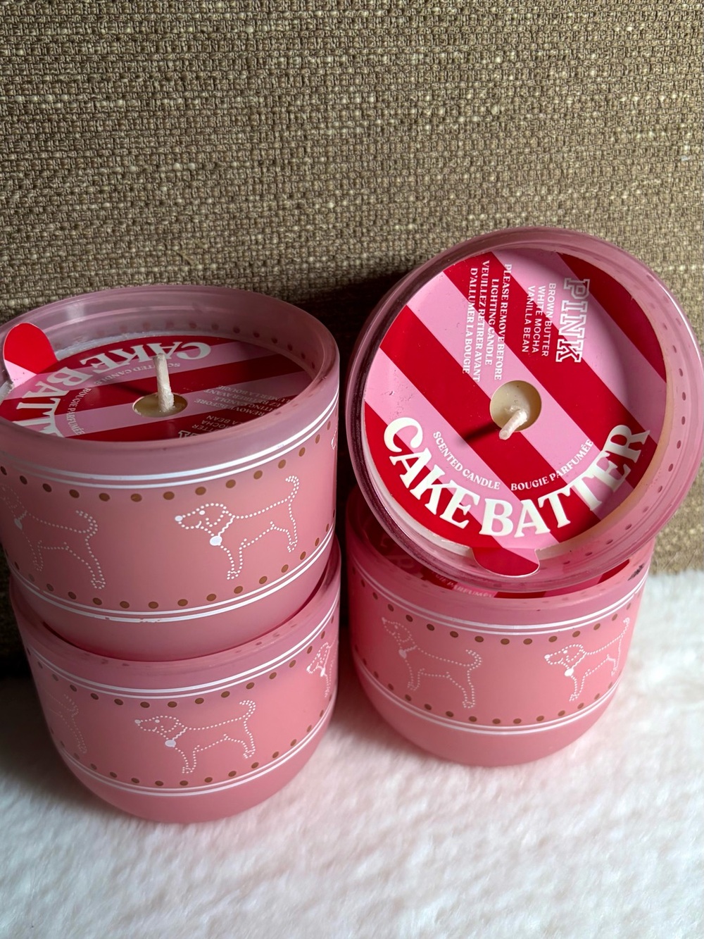 PINK Victoria’s Secret - CAKE BATTER Candle - Picture 2 of 10